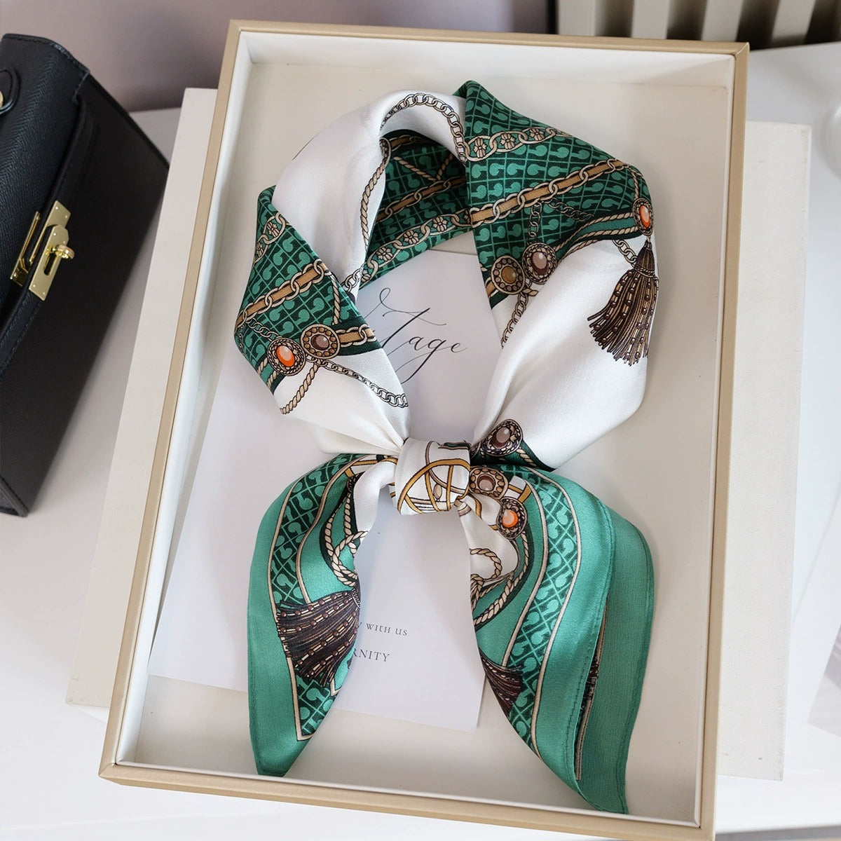 Pañoleta Bandana Pañuelo Brielle de 70x70 cm