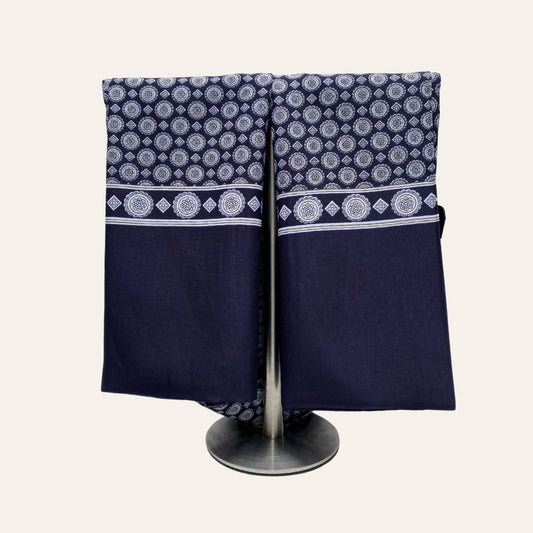 Bufanda Suave Cesar Azul Doble Capa con diseño geometrico