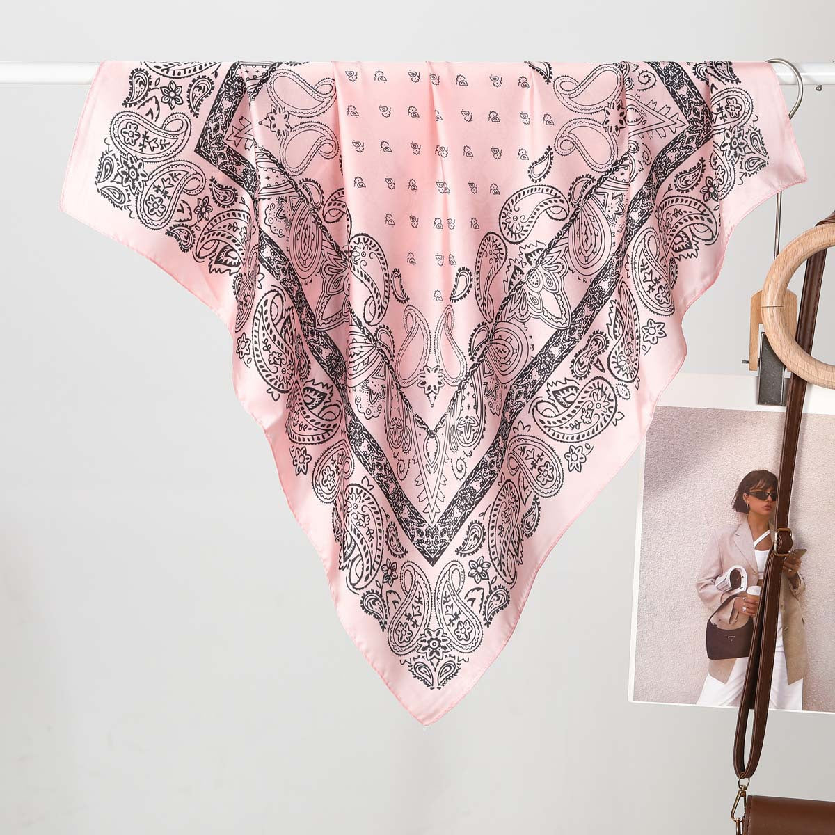 Pañoleta Bandana Pañuelo Lucienne de 70x70 cm