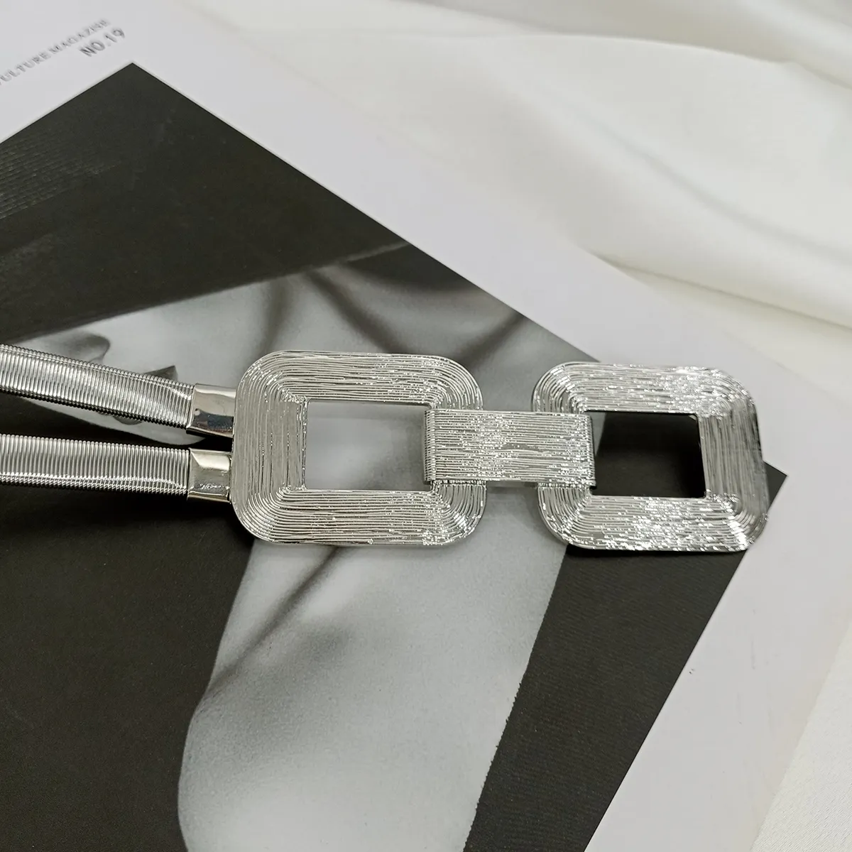 Cinturon Celile Plateado correa elastico