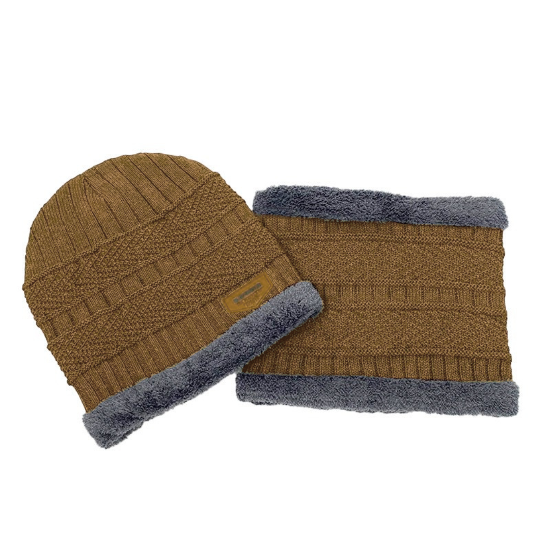 Beanie con Cuellera y Forro Acolchado