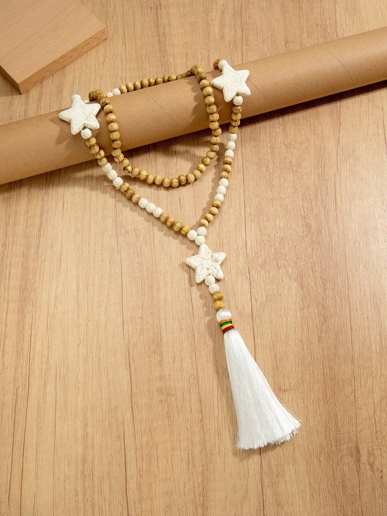 Collar Bohemio Geraldine de Cuentas de Madera con Borla
