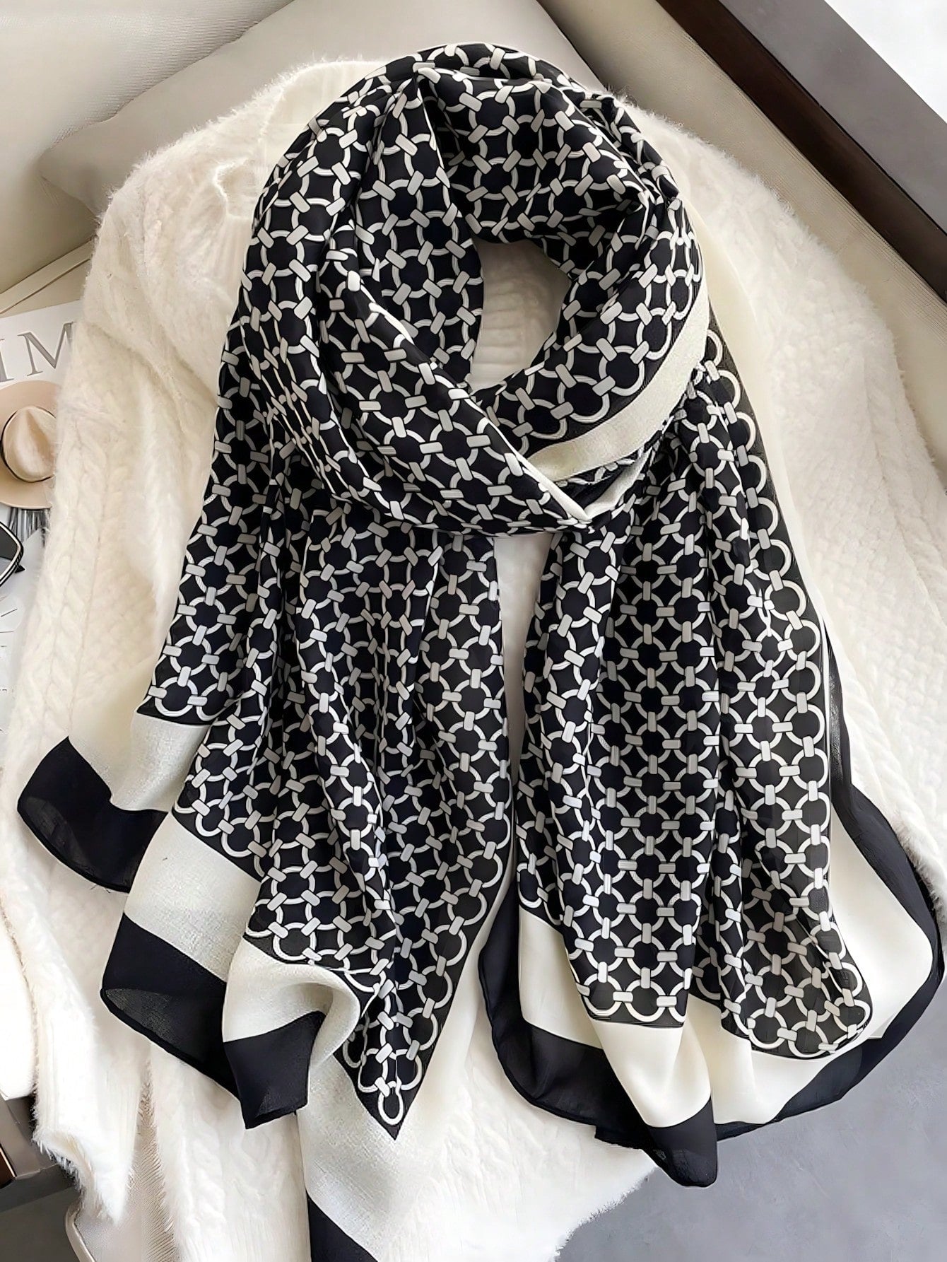 Pashmina Sidney Liso Blanco & Negro
