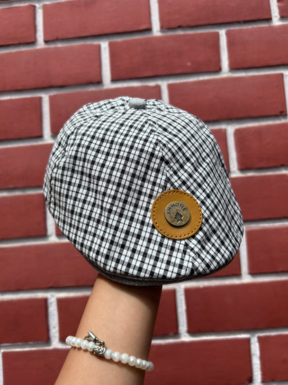 Boina Oliver Niños 6-12m (48cm) | Blanco y Negro