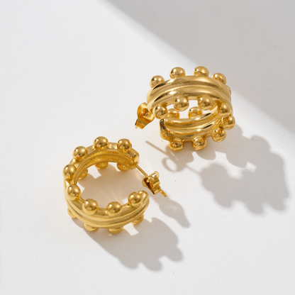 Aretes Hoop con bolitas Lucila