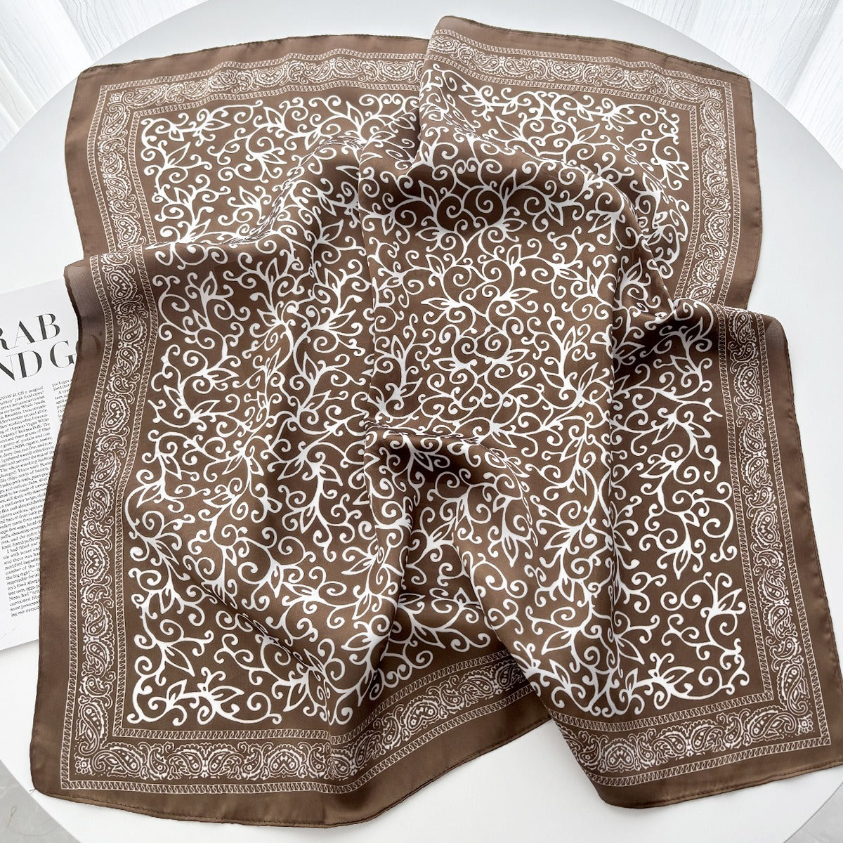 Pañoleta Bandana Pañuelo Augusta de 70x70 cm