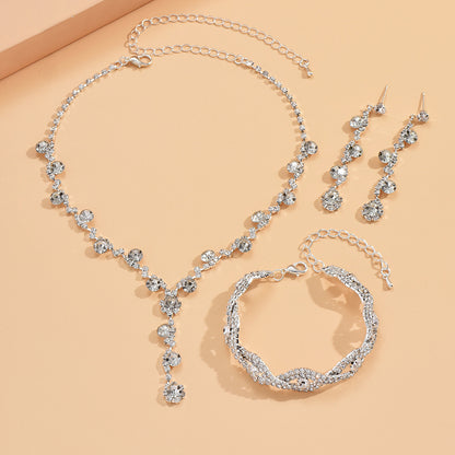 Set de Collar Aretes y Pulsera Aurum - Plateado