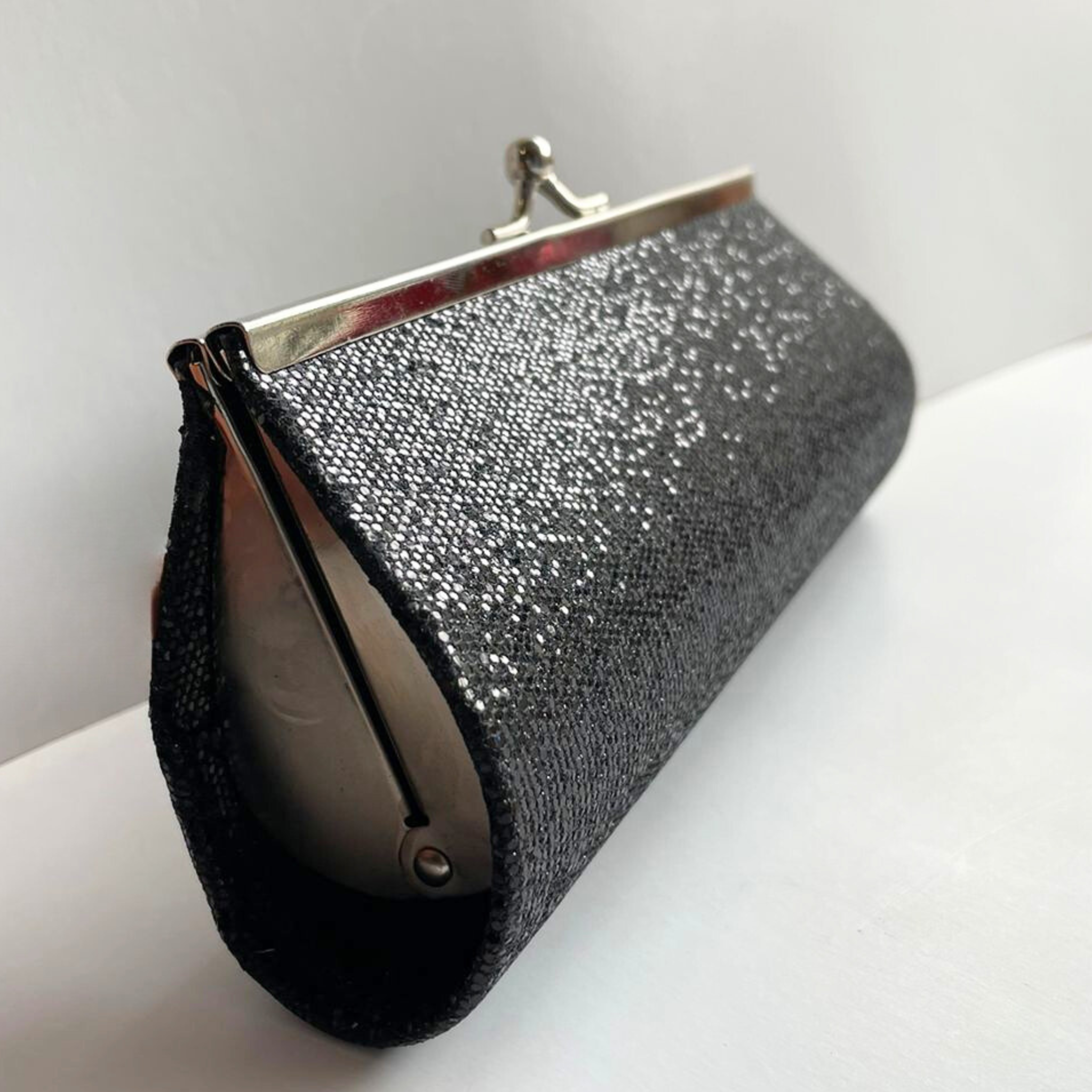 Bolso de Mano Escarchado Modelo Vanila - Negro Glitter