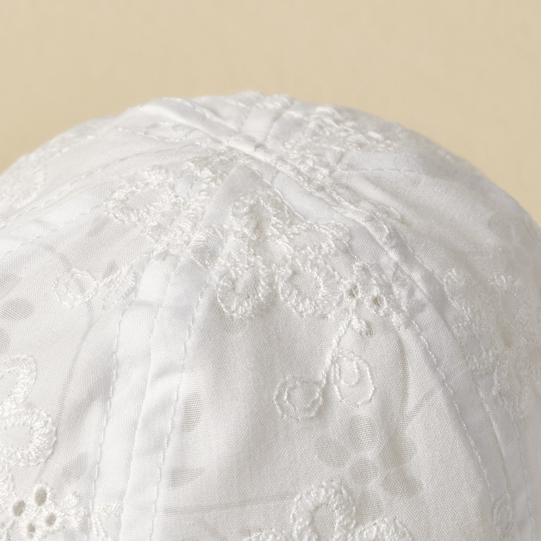 Sombrero Amira de broderie 50cm: para niñas de 9 meses a 2 años