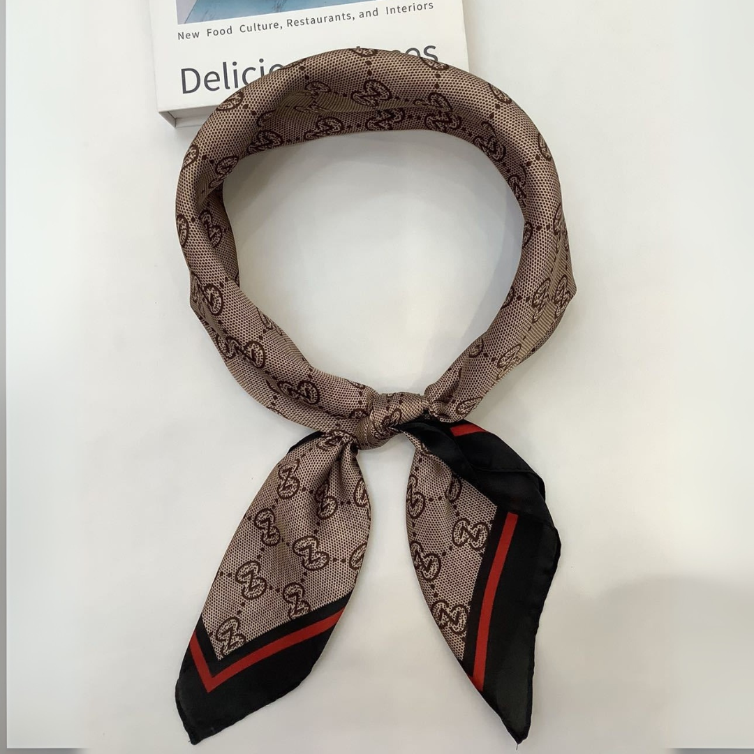 Pañoleta Bandana Pañuelo Octavia 70x70cm