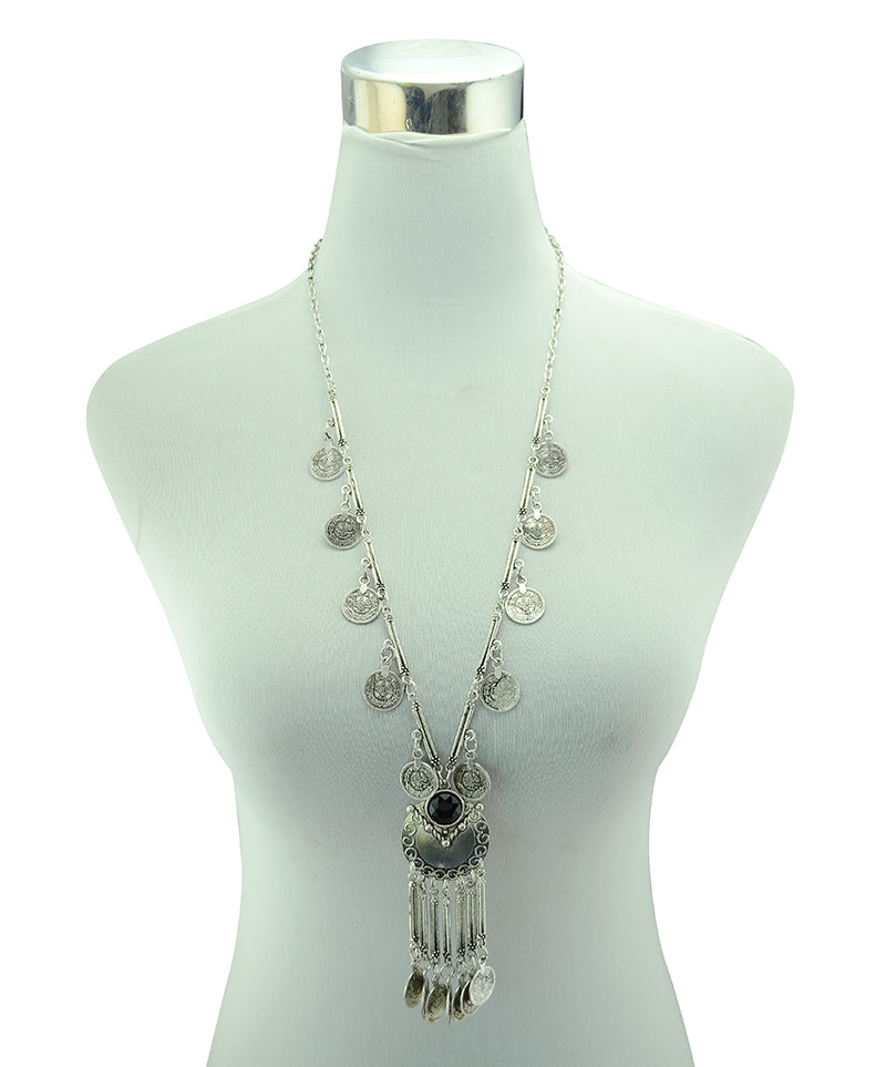 Collar Largo de Borla Dalia Plateado con piedra negra