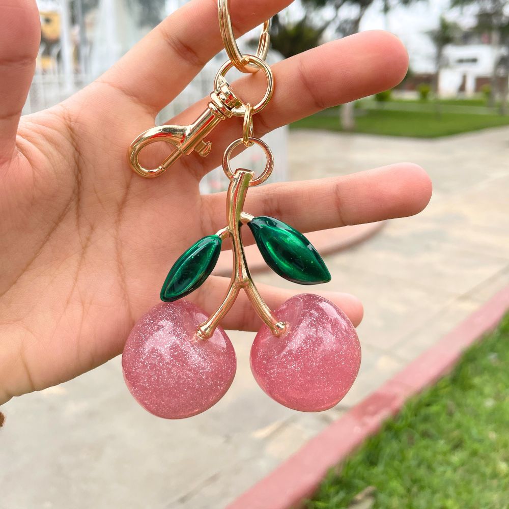 Dupe Llavero de Cereza Couture para Bolso