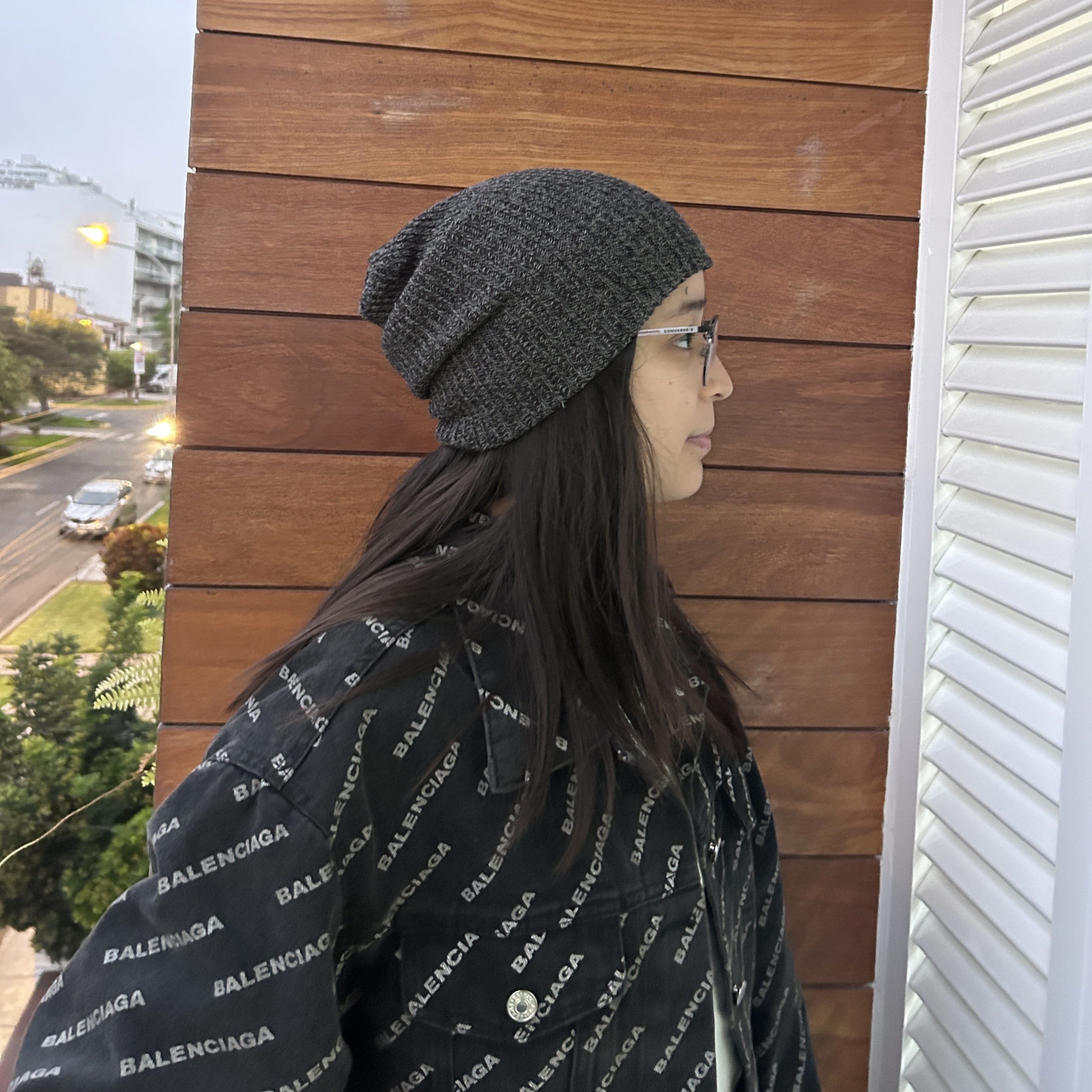 Beanie Clásico Jaspeado Negro con Gris oscuro Unisex