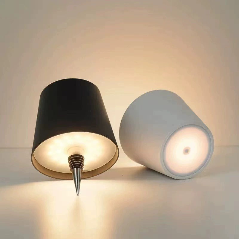 Lámpara Tapa de botella color negro LED 3 colores