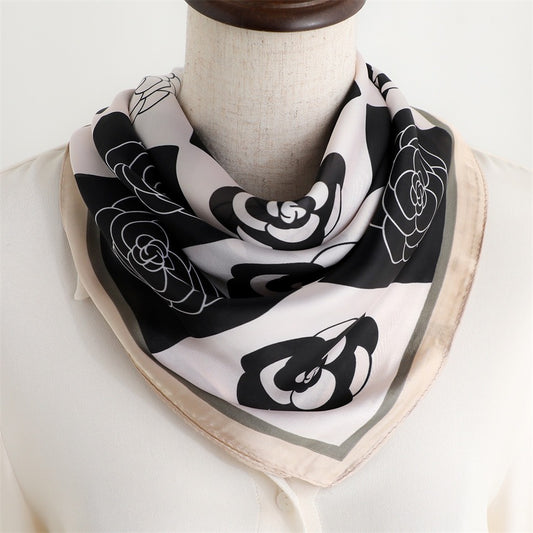 Pañoleta Bandana Pañuelo Akari de 70x70cm