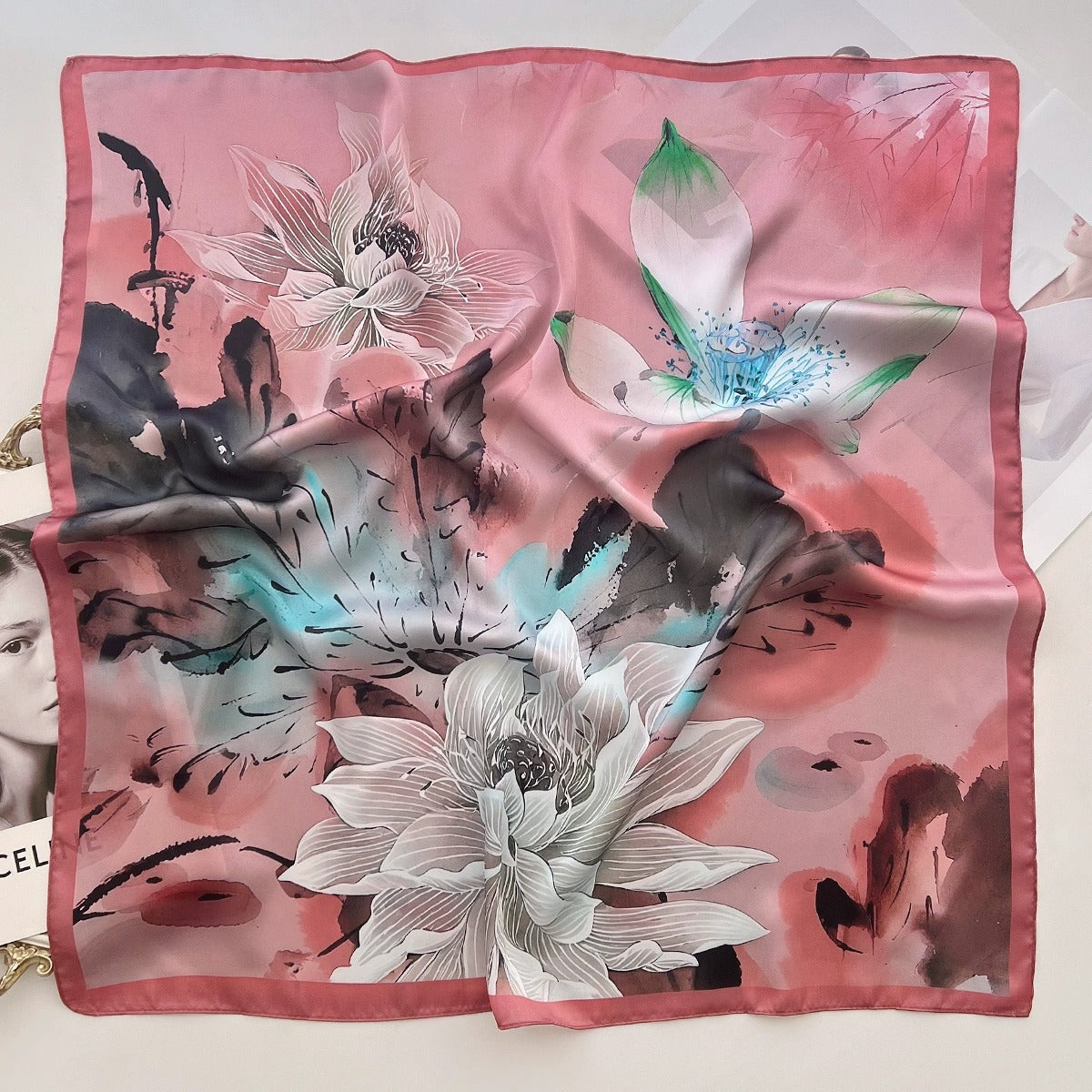 Pañoleta Bandana Pañuelo Penelope de 70x70 cm