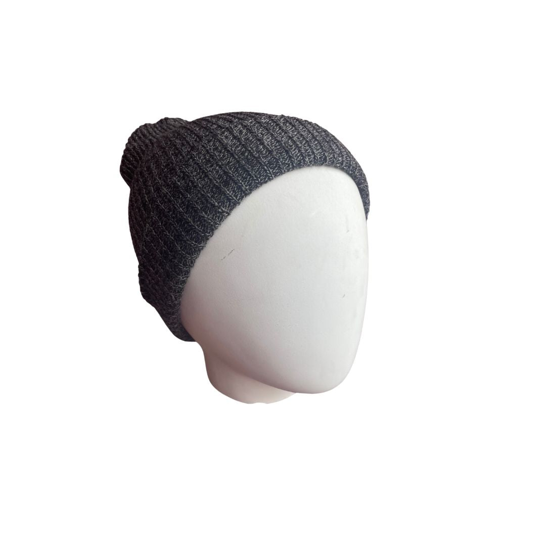 Beanie Clásico Jaspeado Negro con Gris oscuro Unisex