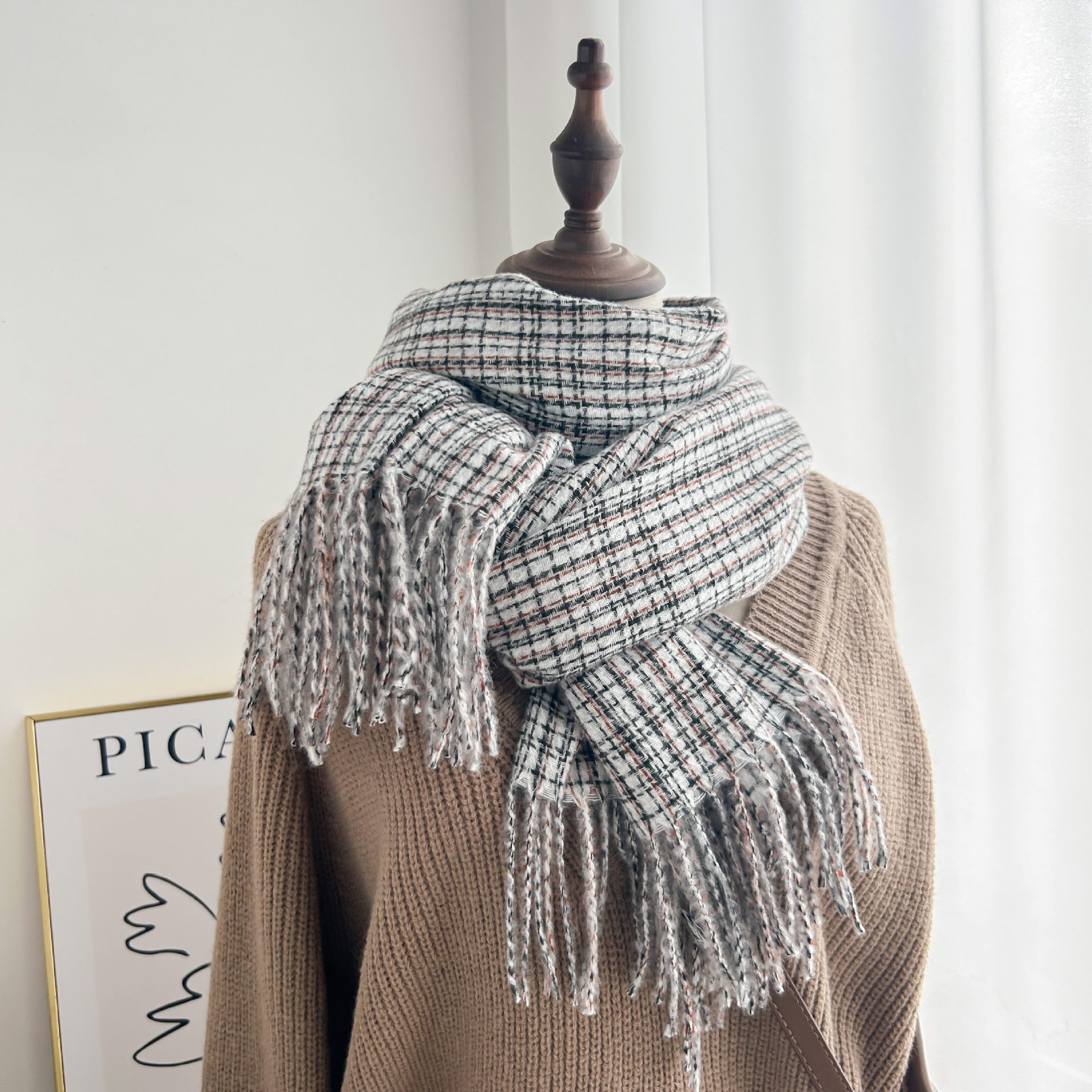 Bufanda Shanell Estilo Tweed con Flecos