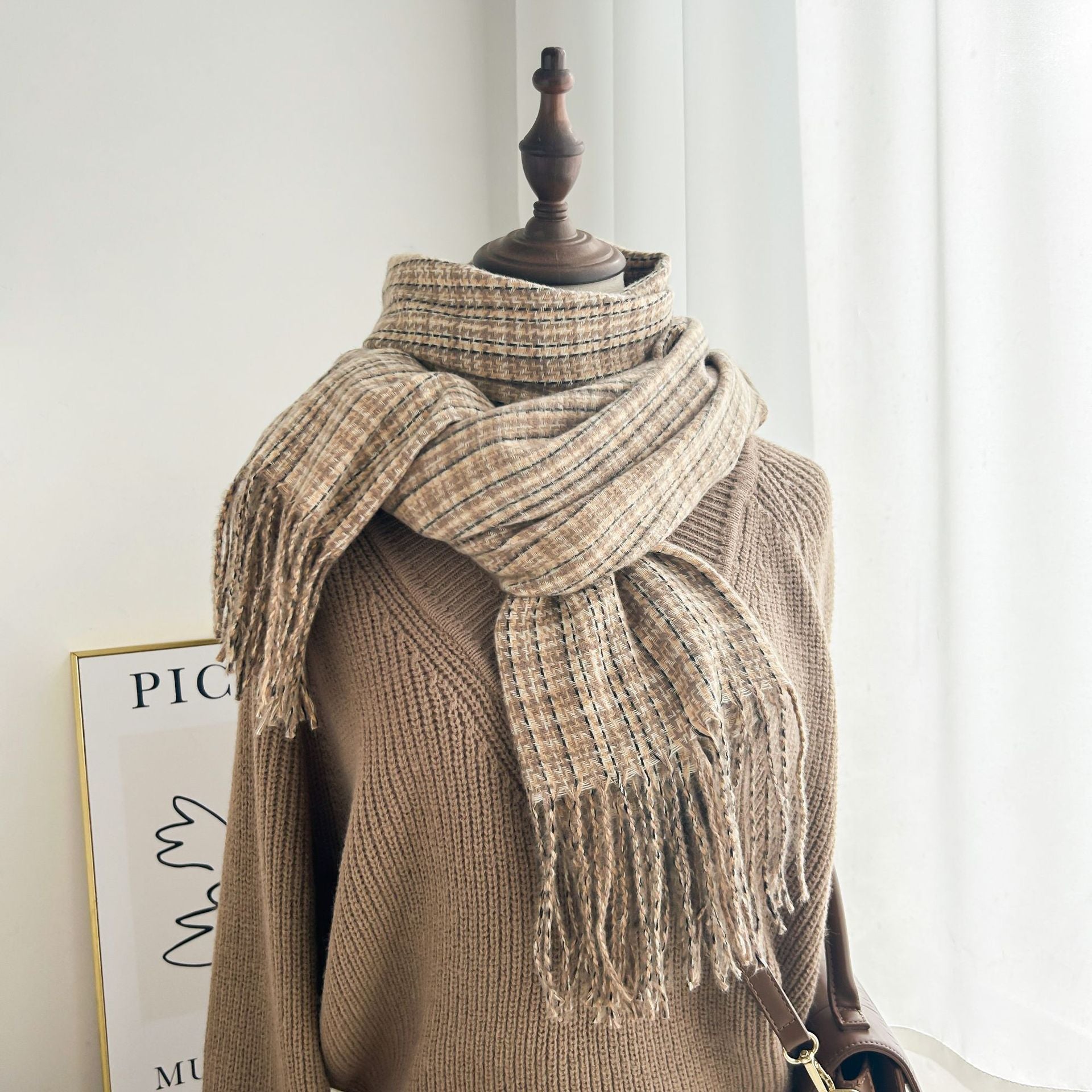 Bufanda Shanell Estilo Tweed con Flecos