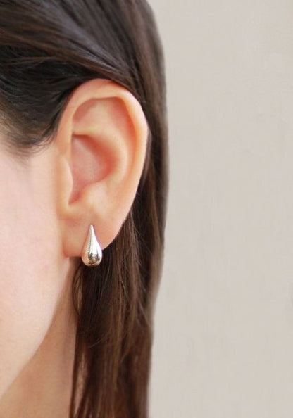 Aretes en forma de Gota Mujer Bottega en tendencia