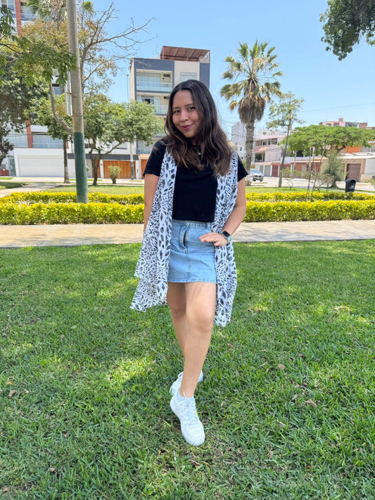 Kimono Tundra Mujer Capa Animal Print - Talla M/L