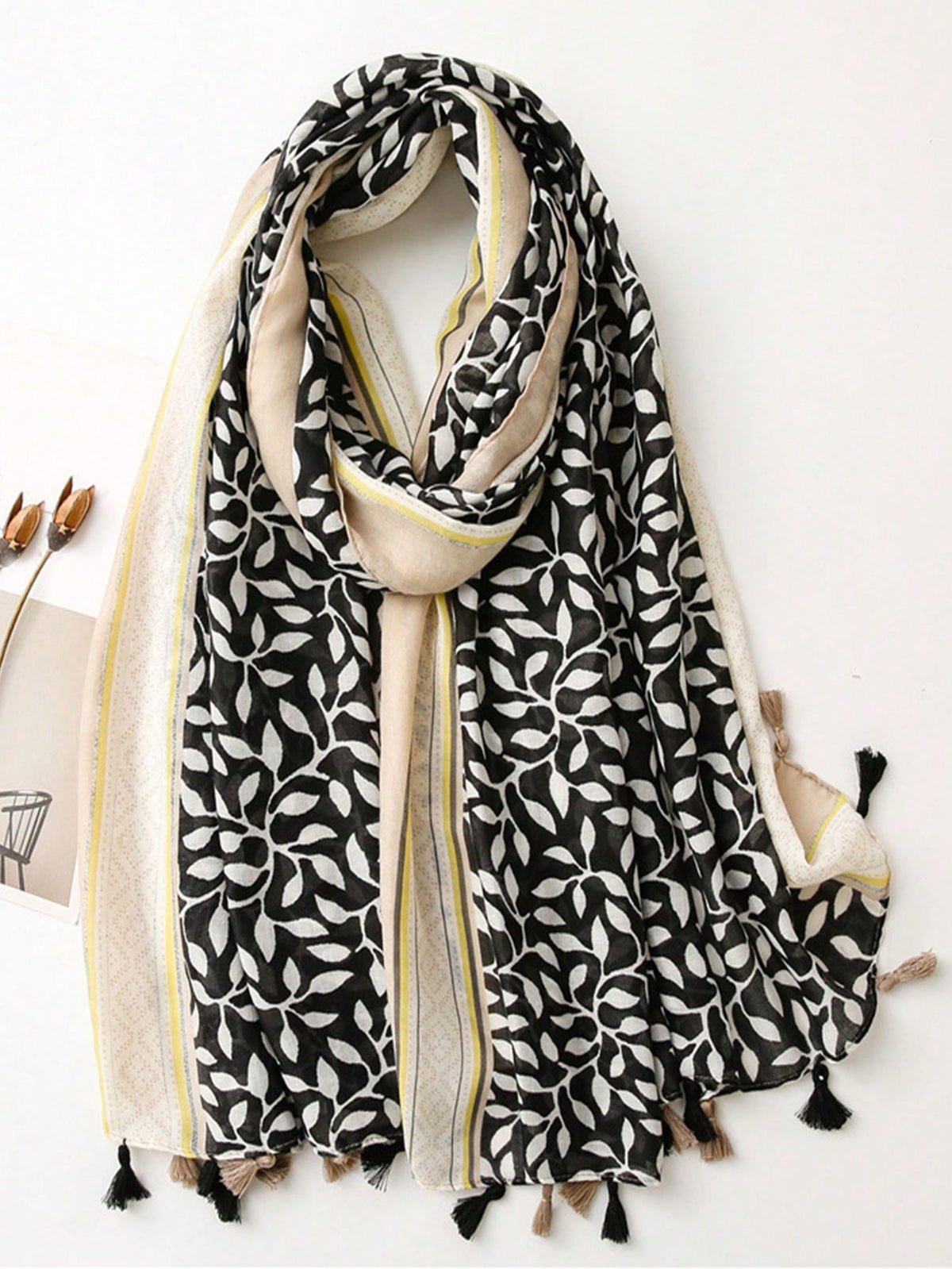 Pashmina Carmina de hojas | Negro