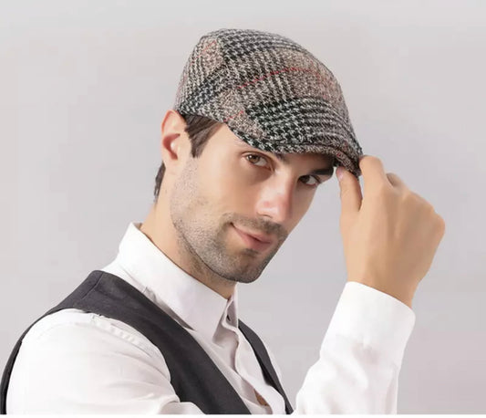 Boina de Hombre Paul con broches