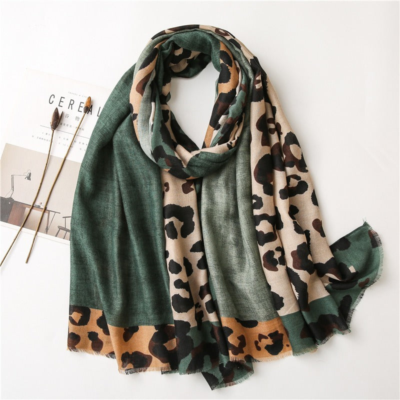 Pashmina Martina ligera estilo animal print