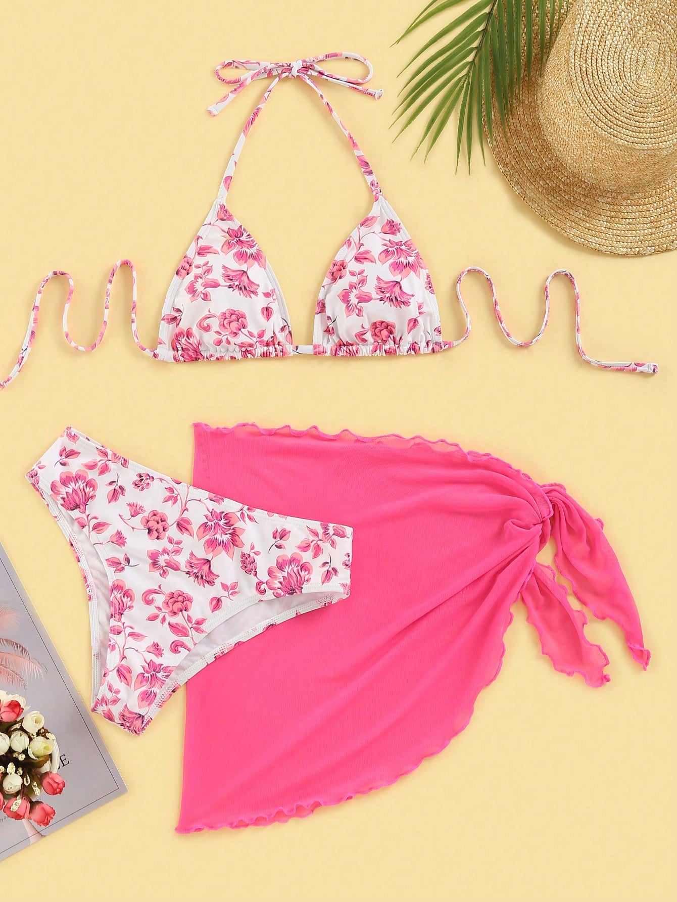 Bikini Telma Fucsia de 3 piezas con estampado de flores - Talla M